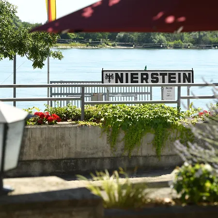 Rhein-hotel 3* Nierstein