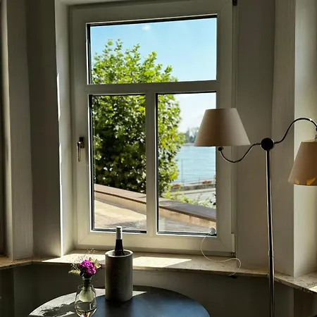 Rhein-hotel نيرستين