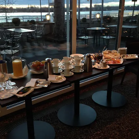 Rhein-hotel 3*